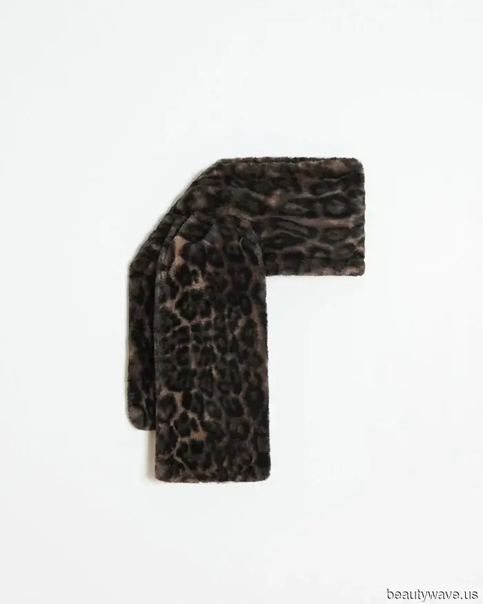 Если вы хотите выглядеть стильно в холодную погоду, купите эти 5 трендов до 100 долларов, чтобы носить с вашим пальто