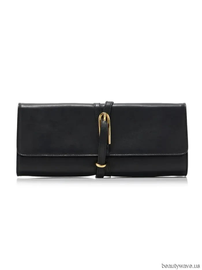 2026 È l'Era della Clutch Quotidiana: Non Complicata, Casual, Ma Ancora Così Elegante