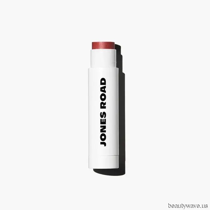 Merit! Jones Road! Il Makiage! 15 Viral Beauty Products I’ve Added to My Makeup Collection This Year