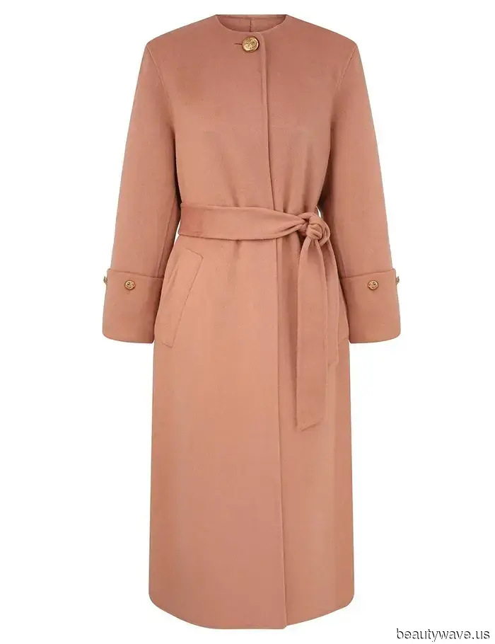 Sorry, Teddy Coats—this outerwear trend endorsed by EmRata is far more sophisticated.