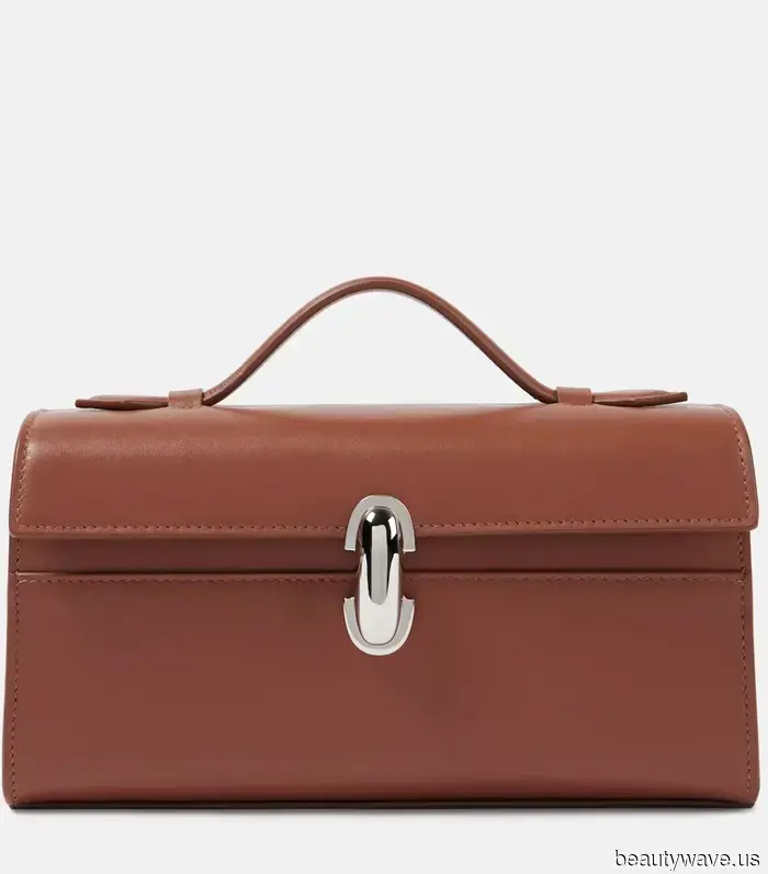 I Can Instantly Recognize a Fashionable Individual by This Elegant, Timeless Bag—And It's Currently Discounted.