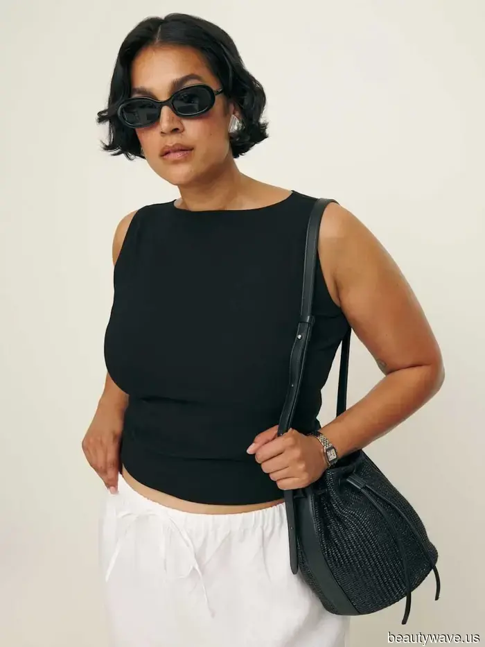 Scrivo di moda e ho trovato i basi più chic in saldo per la Cyber Week da Reformation, Gap e Madewell.