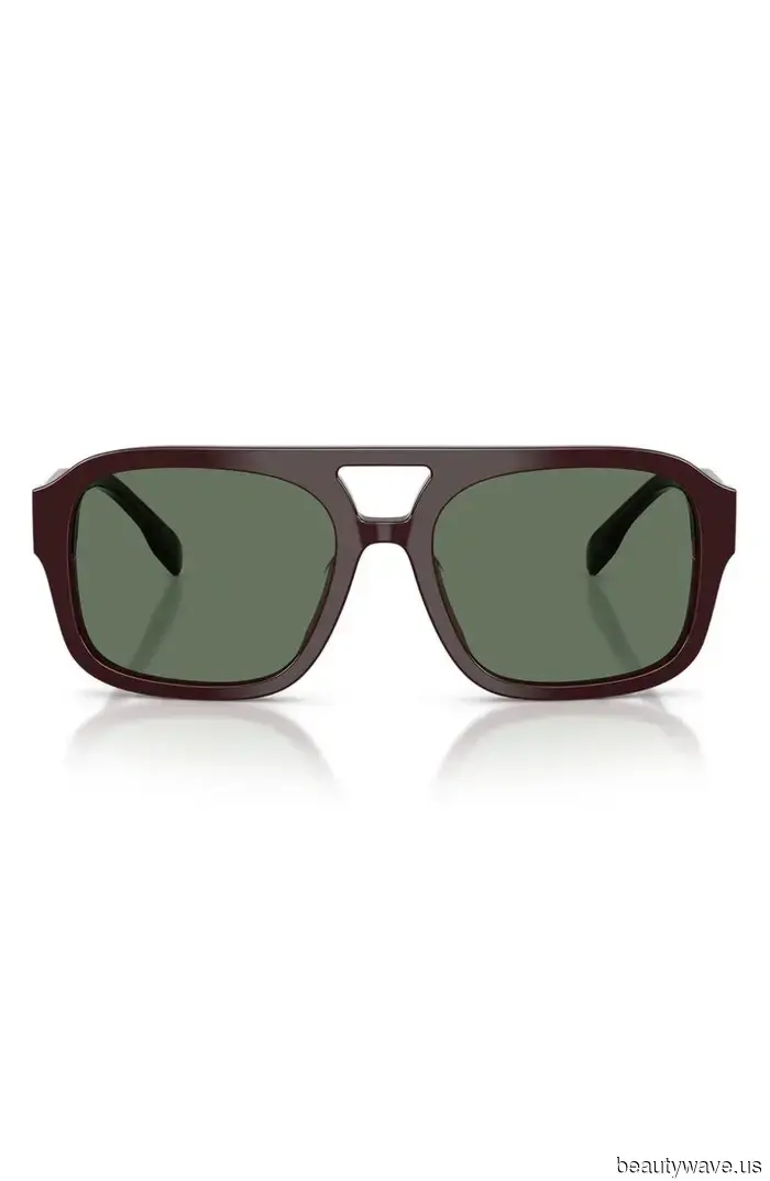 5 Spring Trends This Stylish Parisian Mom Adopts from Her Daughters