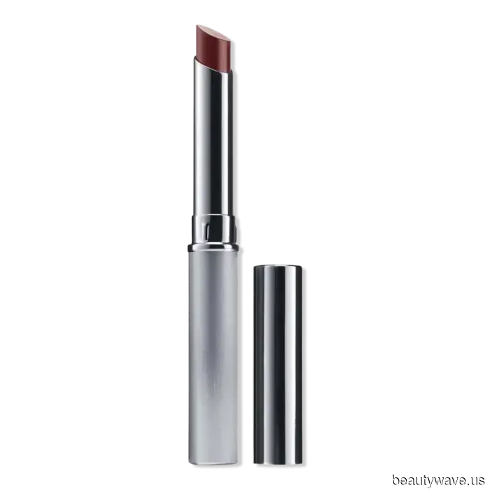 Gli esperti e il mio feed di Pinterest concordano: queste 5 tendenze labbra stanno dominando la primavera 2026