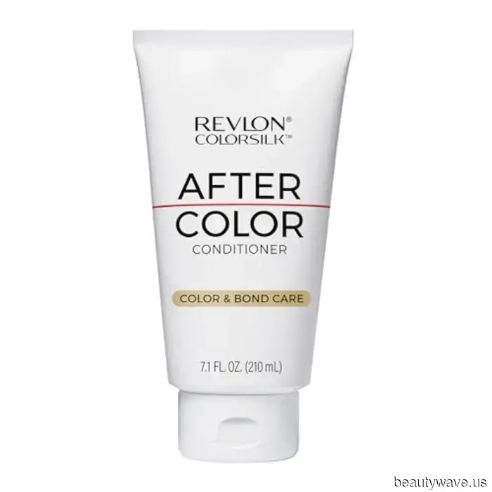 "Teddy Bear Bronde" is the Effortless, Natural Hair Color That's Dominating Summer 2026.