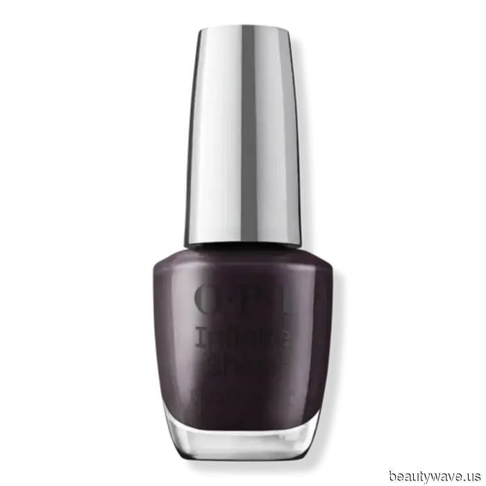 Este ha sido el color de uñas de otoño más vendido de OPI durante décadas&mdash;TikTok dice que es especialmente relevante en…