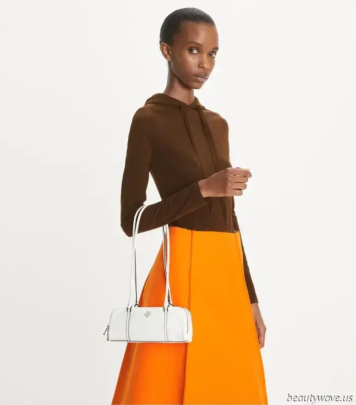 Mark my words: This Tory Burch bag is set to achieve *It* status by summer.