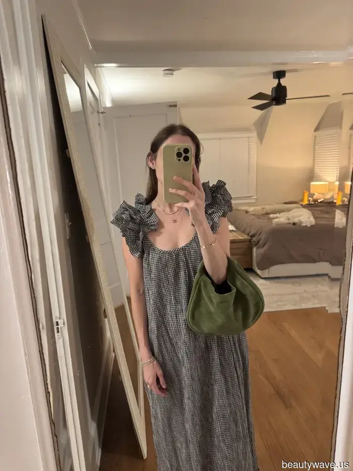 Ich bin eine Mutter von 2, die in der Modebranche arbeitet&mdash;Die 9 Taschenmarken unter 1000 Dollar, bei denen ich diesen Sommer einkaufe