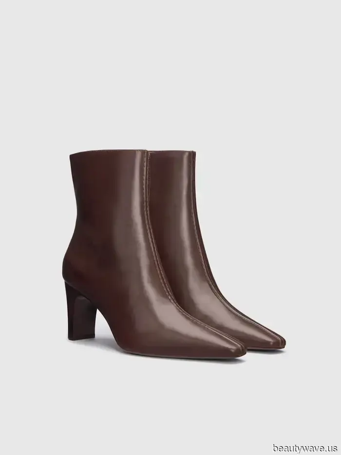 No puedo superar estos elegantes artículos de Reformation que están temporalmente rebajados por el Cyber Monday.