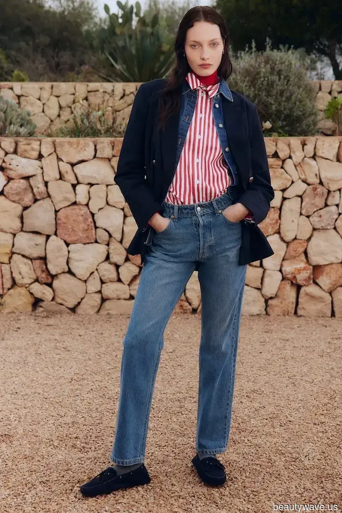 Джинсы *технически* подходят ко всему, но я считаю, что они выглядят наиболее стильно с этой классической вязаной вещью.