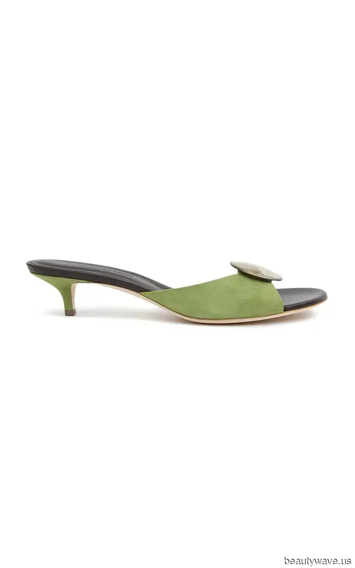 Königliches Lila! Kobalt! Mohn! Die besten Schuhe dieser Saison wollen, dass du Schwarz vergisst.