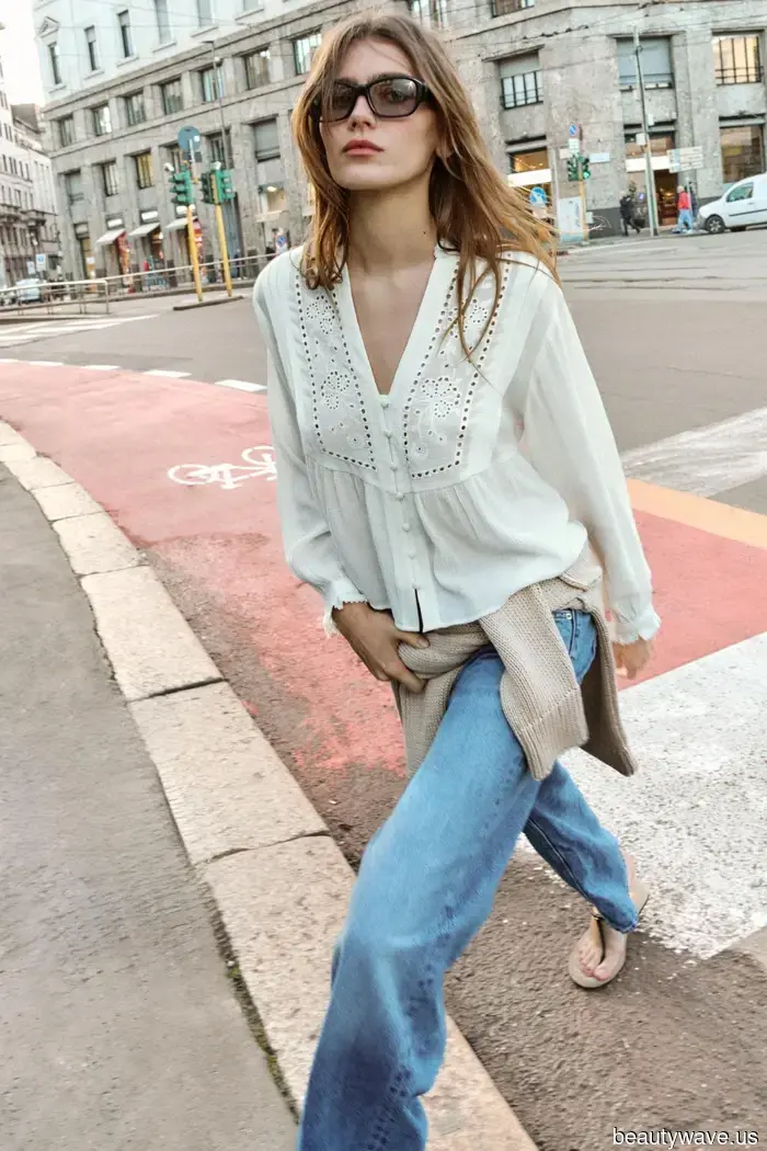 The Stylish Blouse That Fashion Enthusiasts Will Pair With Jeans All Spring Long