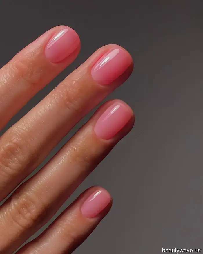 It's Confirmed: Style Influencers in Milan and London Are Obsessed with These 6 Nail Trends This Summer