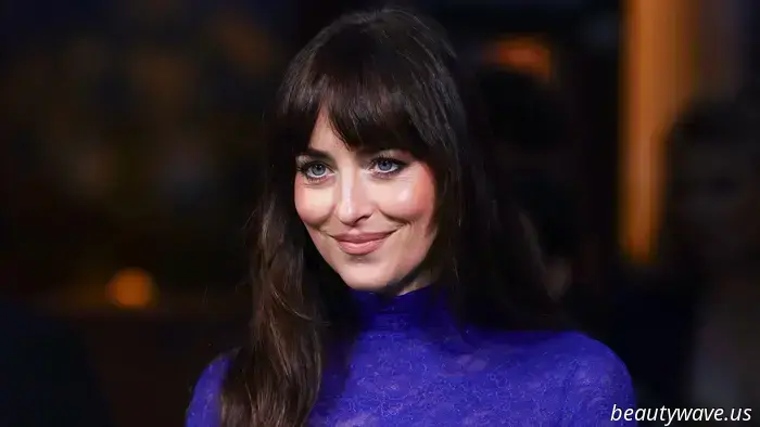 Das nackte Kleid ist tot — es sei denn, es ist die Plot-Twist-Version, die Dakota Johnson gerade auf dem roten Teppich getragen hat.