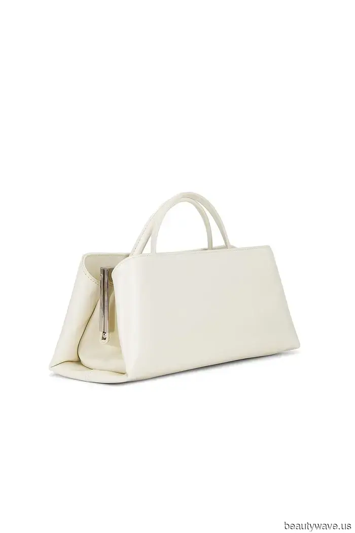 The Stylish Bag Color Women With Great Taste Are Opting for This Summer Instead of Navy or Brown