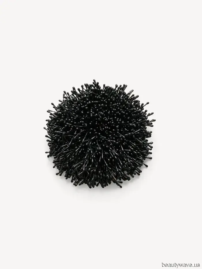 Von Mailand nach New York&mdash;"N&eacute;colletage" Styling wird diesen Frühling überall sein