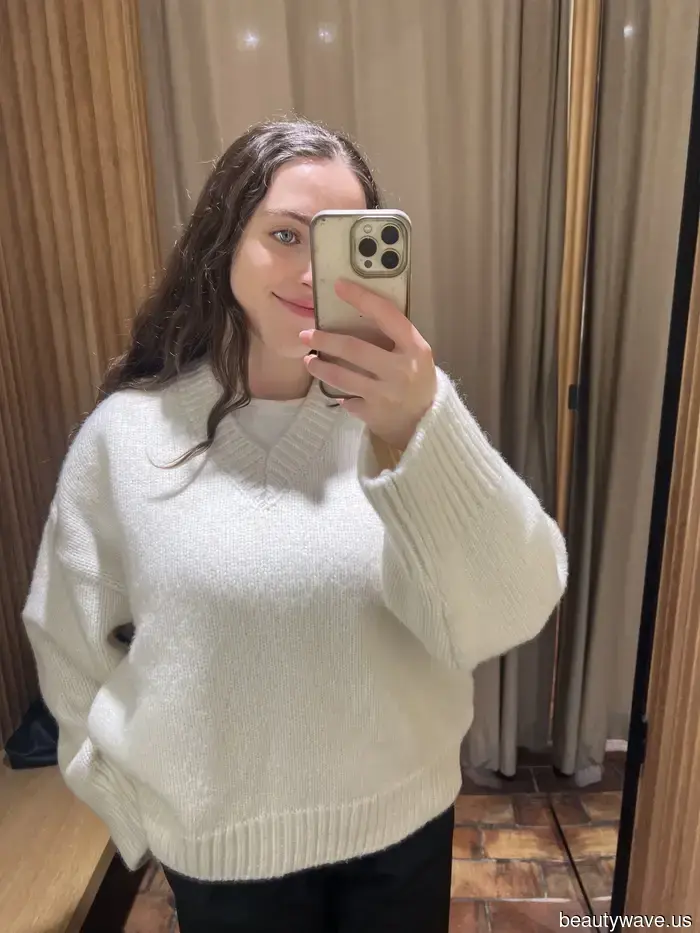 We’re Fashion Editors Who Hold High Standards—8 Wool Sweaters We’ll Always Endorse