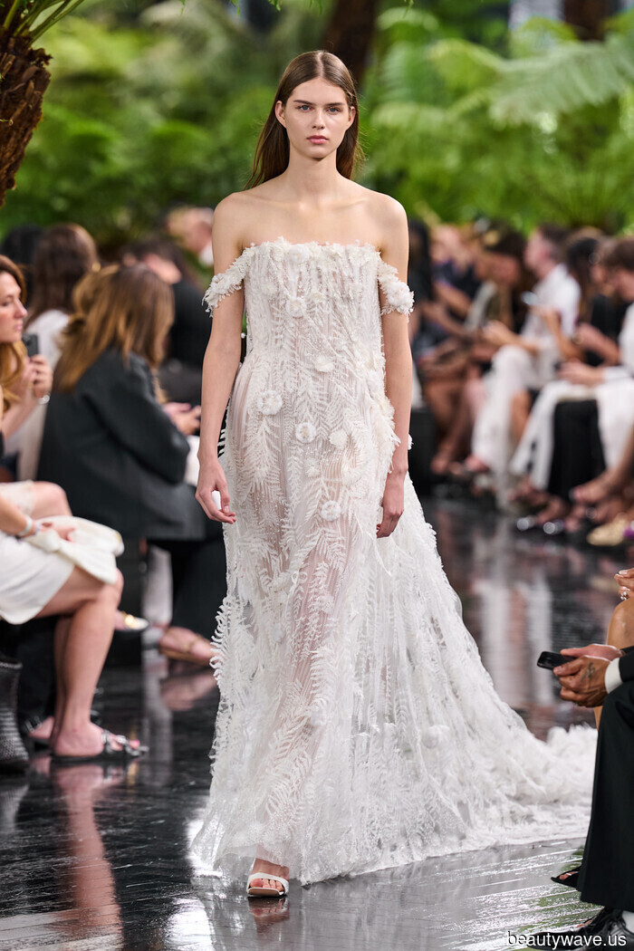 Chanel! Dior! Schiaparelli! Hier ist alles, was Sie von der Pariser Haute Couture Woche sehen müssen.