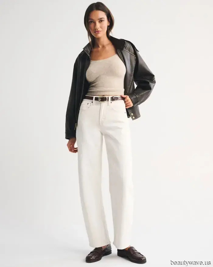 I’m borrowing this simple French-girl styling tip to refresh all of my spring outfits.