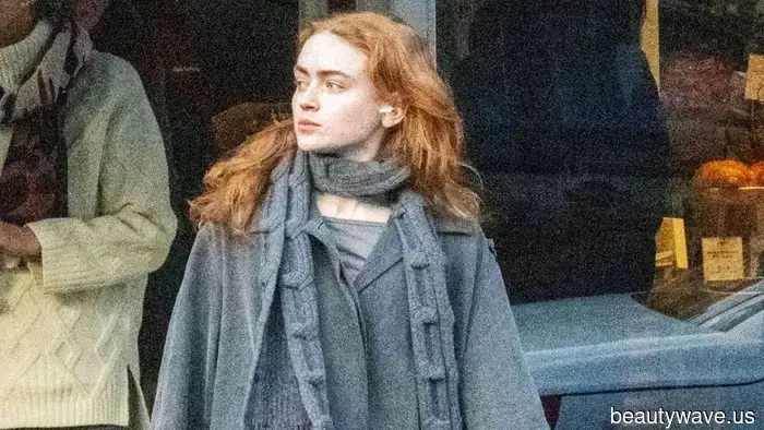 No, Not Leggings—Casual Pants That Trendy New Yorkers Are Wearing With Sneakers Instead