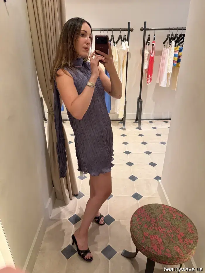 Report From the West Village: I Tried On the 10 Must-Have Posse Items That Will Be Trending Next Month