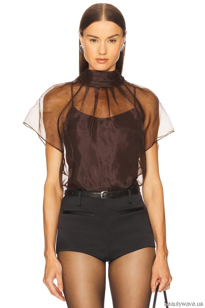 From the resurgence of classic It bags to understated attire, these 7 luxury winter trends are essential to be aware of.