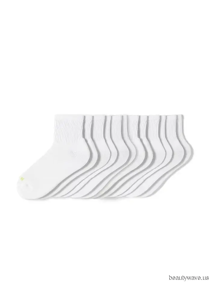 Soy un Editor de Compras Senior&mdash;5 Básicos que Ya No Uso y 5 que Me Encantan y que Son Parte de…