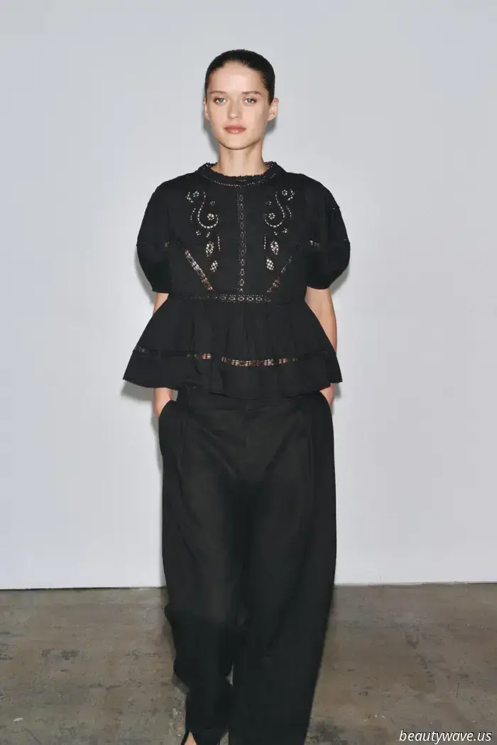 I'm not discarding my white blouses, but I continue to opt for this stylish alternative instead.