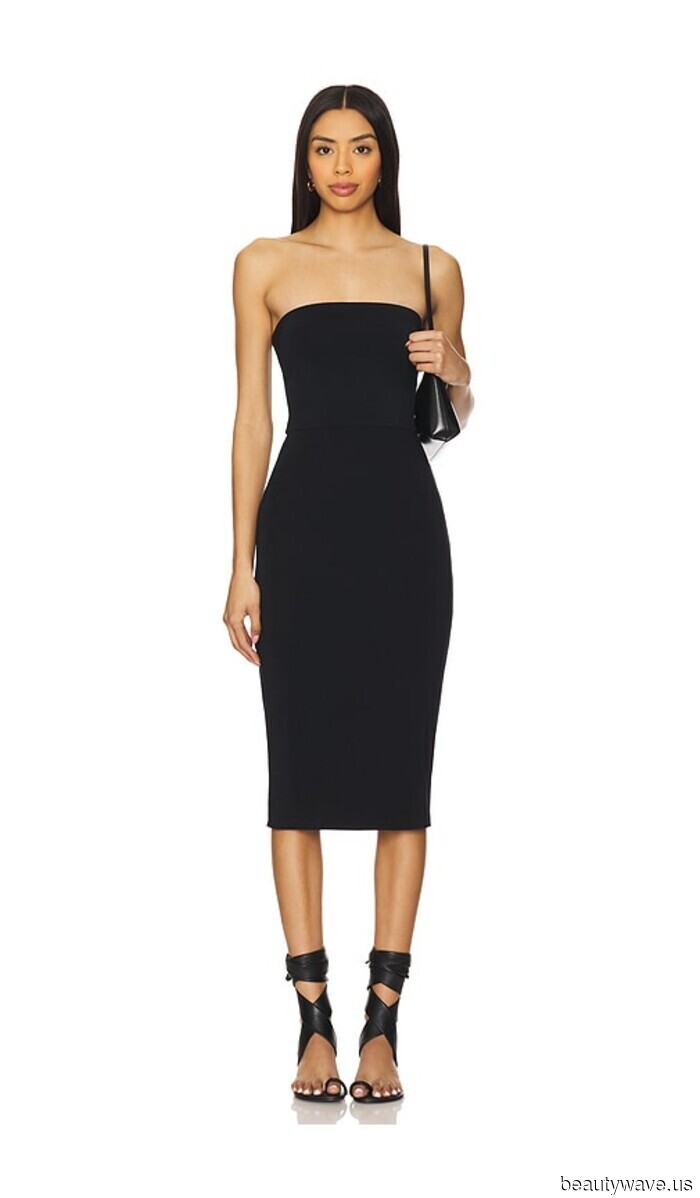 The '90s Dress and Shoe Combinations That It Girls Are Sporting at Parties in East Hampton (Sorry, Flip-Flops, You…)