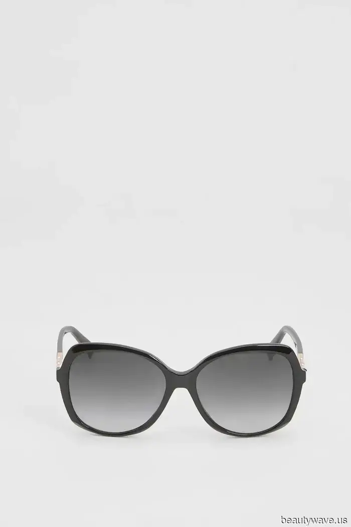 To achieve a luxurious-looking holiday wardrobe, ensure you include this, this, and this in your packing.