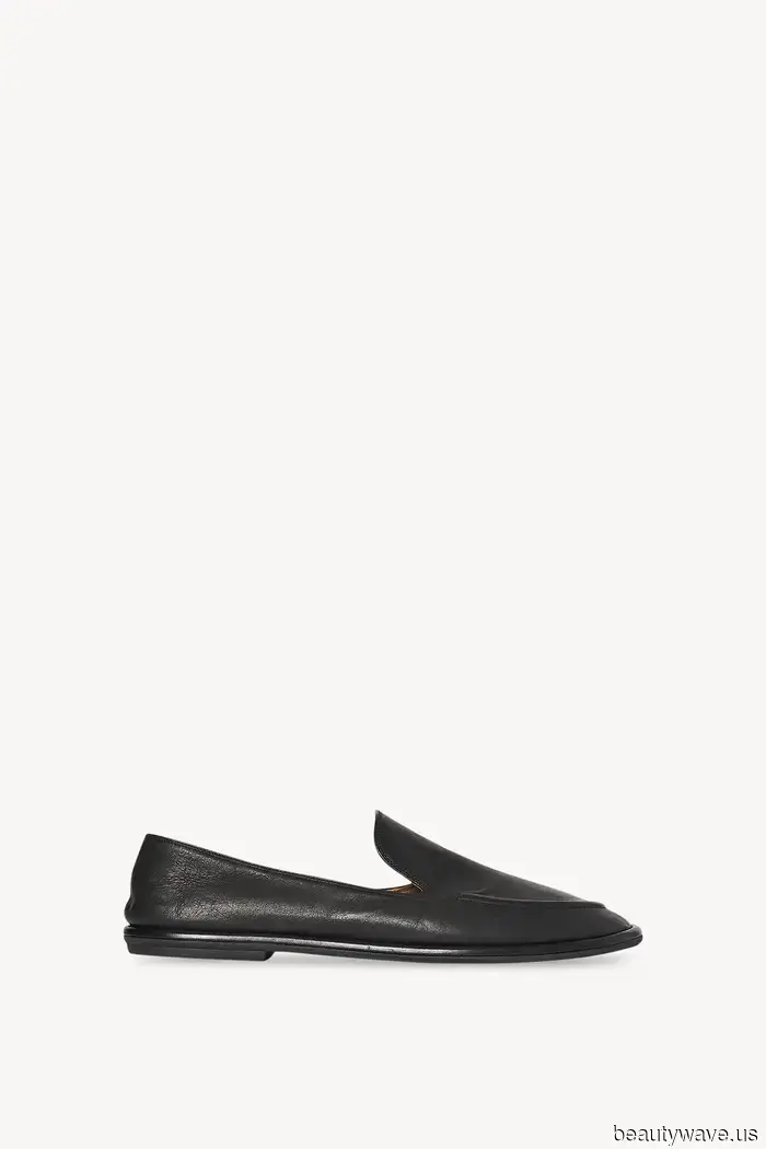 A colleague inquired about the best way to style stovepipe jeans—without a doubt, this is the answer.