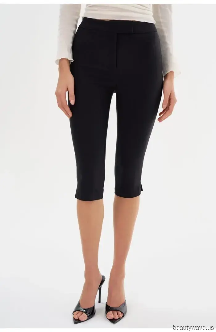 Während der Pariser Modewoche stylte jeder Leggings mit diesem Schuhtrend, und ich mache mir Notizen.