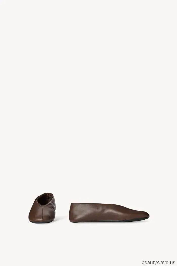 The Row's sold-out flats are now back in stock—and they're set to be a trend this autumn.