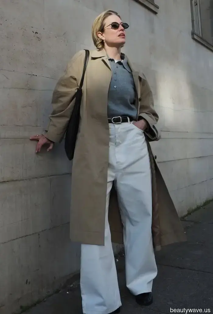 Puede que no estés de acuerdo, pero creemos que estas 6 tendencias de jeans están pasadas de moda para el otoño de 2025.