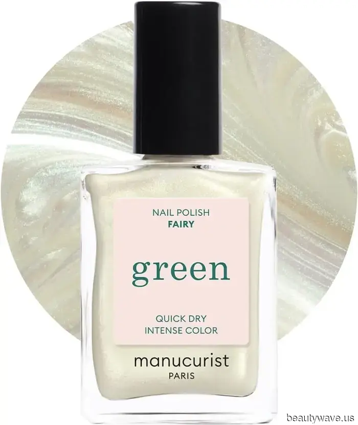 I’m a Nail Trend Specialist—7 Manicures for Autumn to Winter That Exude "Fashion-Forward"