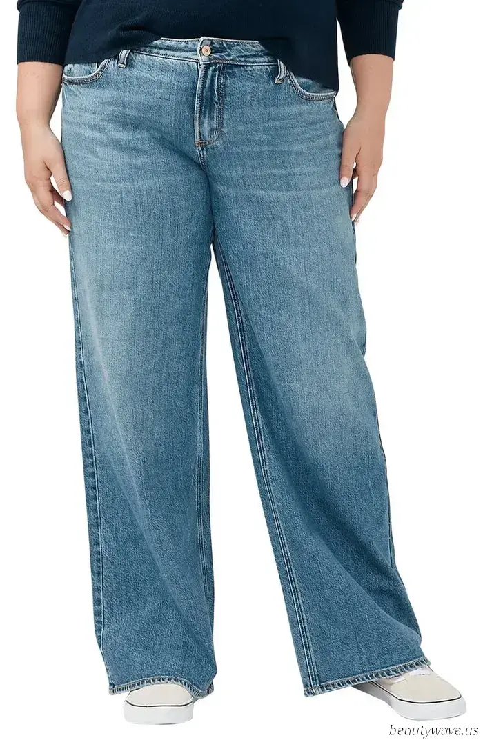 The Three Denim Fits That Still Pair Well With Ballet Flats