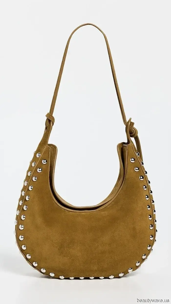 I just returned from Barcelona and Amsterdam—every girl had this non-minimalist bag with her.