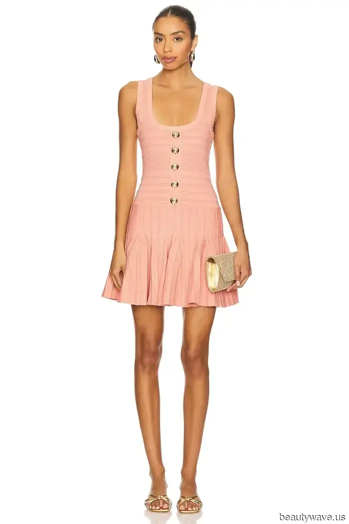 It was the It Girls who brought it into the spotlight, reality stars who made it widespread, but the origins of the bandage dress can be traced back to this point.