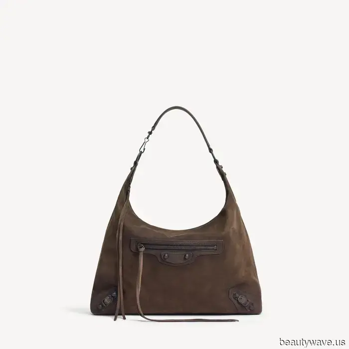 Larger, Improved, and Here to Stay: 7 Iconic Noughties Bags That Are Still Making Waves in 2026