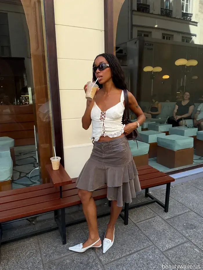 Everyone in NYC is currently sporting this once-outdated skirt trend paired with simple summer outfits.