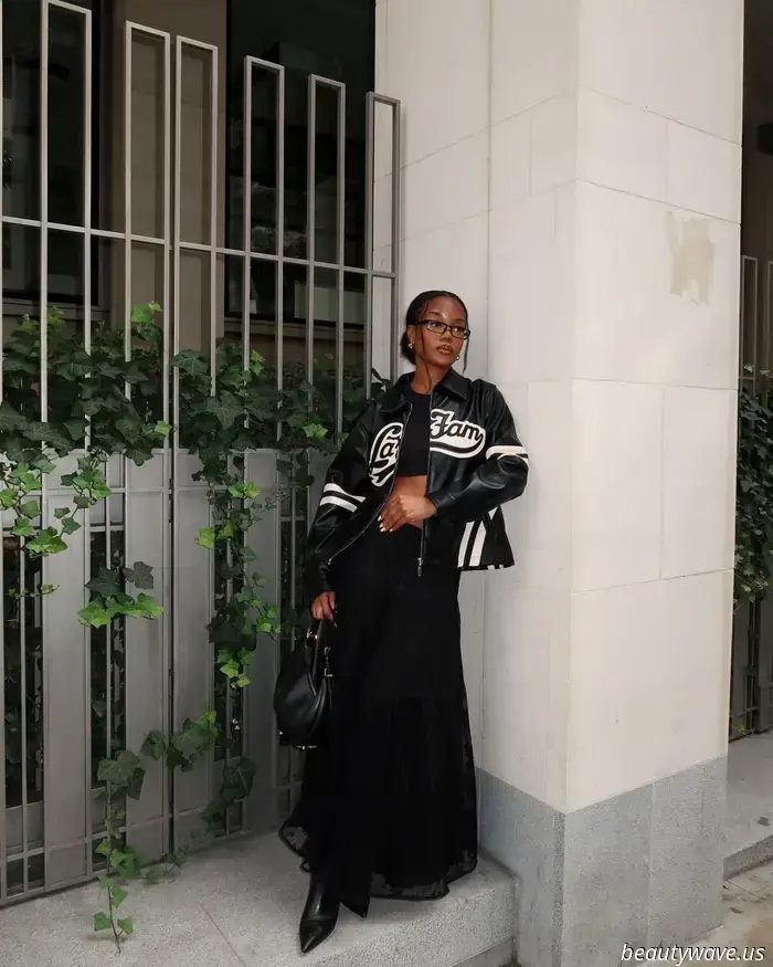 Is it only me, or have fashion enthusiasts everywhere started opting for this cooler year-round silhouette instead of sandals?