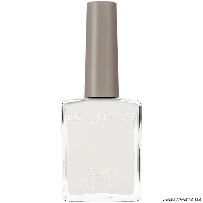 Ich trage ausschließlich durchsichtigen weißen Nagellack&mdash;das sind die 7, auf die ich für eine elegante Maniküre schwöre.