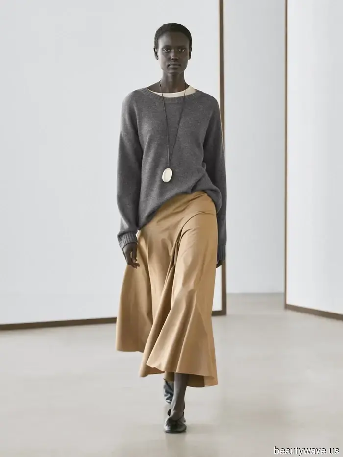 Carolyn Bessette Kennedy is my style icon for 2026—here are 5 minimalist '90s outfits I'm recreating to achieve her look.