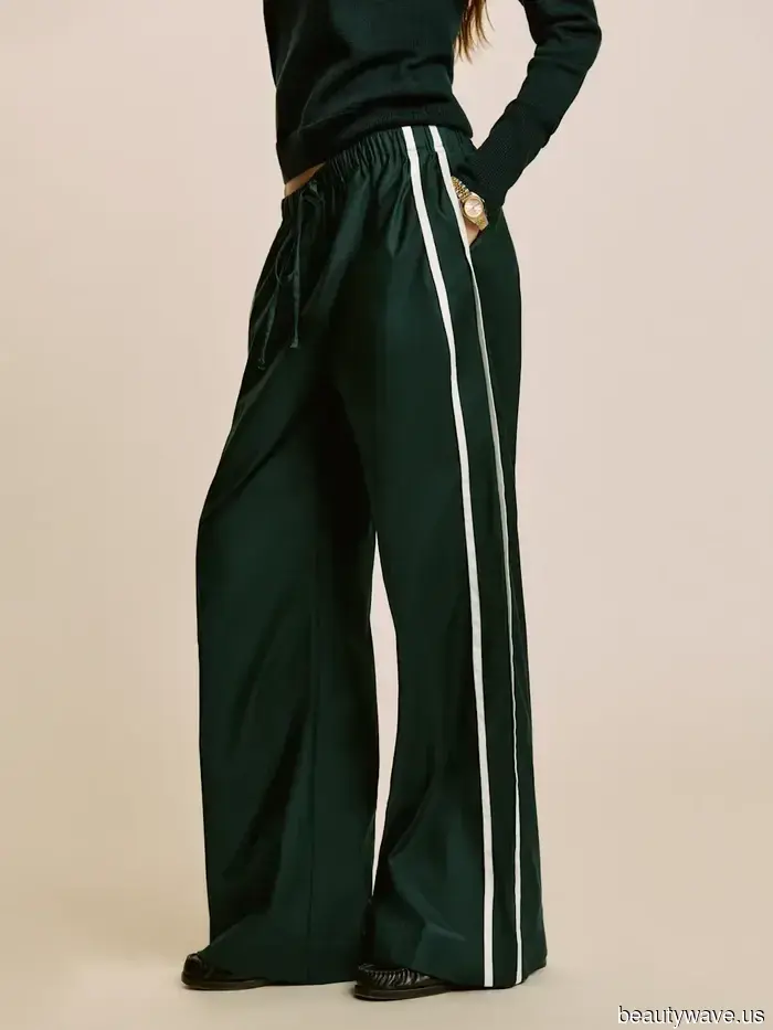 In 2025, Trendy Girls Arrive at LAX Sporting *This* Sneaker Ensemble