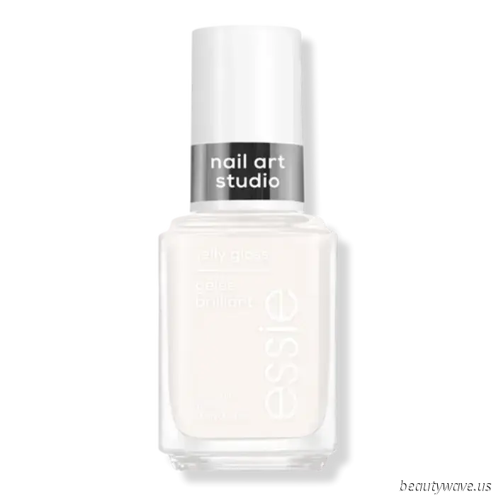 Lisa's and Jisoo's manicurists just revealed to me that these 9 K-Pop-inspired nail trends will shape 2025.