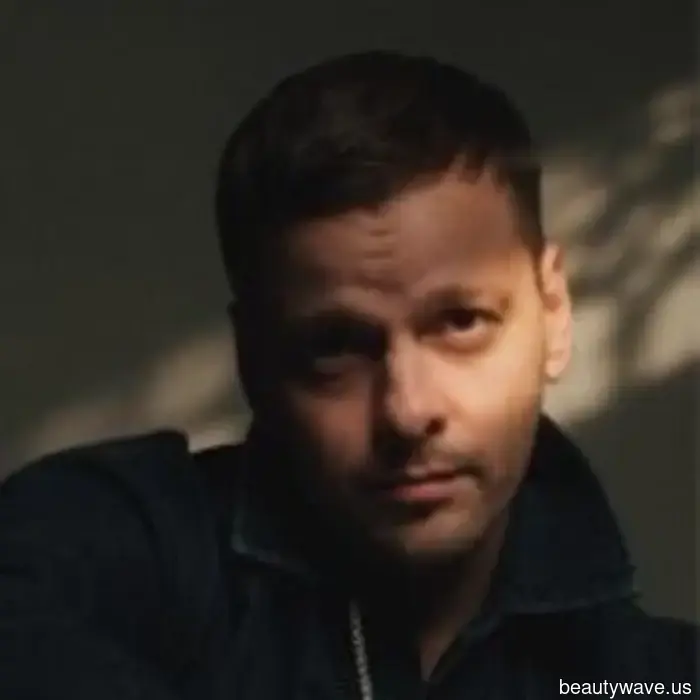 Pasha Panamo is ending the summer with a lyrical single in his signature style.