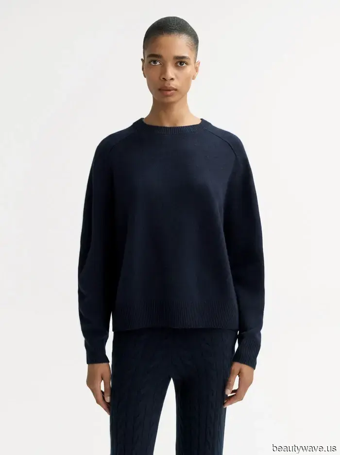 You can pair jeans with almost anything, but it's this seemingly "boring" piece that gives them an elegant touch.