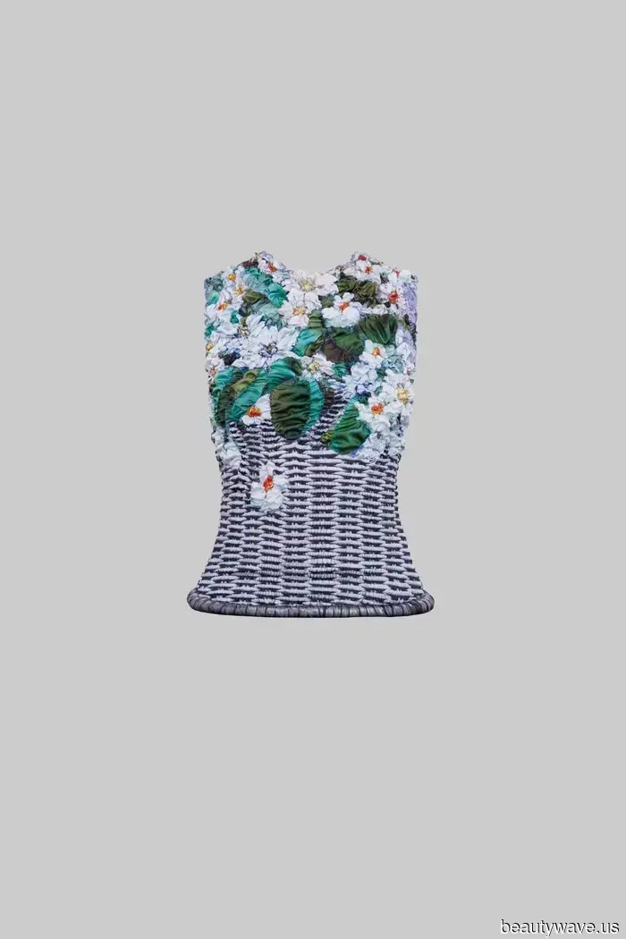 Menschen verzichten auf schlichte weiße Tanktops zugunsten des Trends, der Outfits so viel cooler macht.