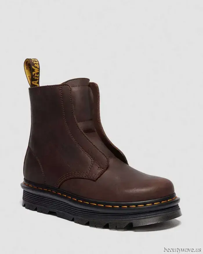 Get Cozy: Editors Are Racking Up Over 10K Steps in These Stylish Boots