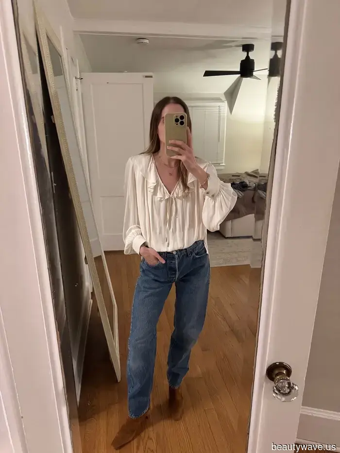 Soy una mamá fashion que trabaja en Nueva York&mdash;Estos son los tops elegantes que uso con jeans y pantalones.